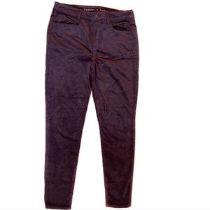 American Eagle Velvet Feel Hi-Rise Jegging - Size 10 Short